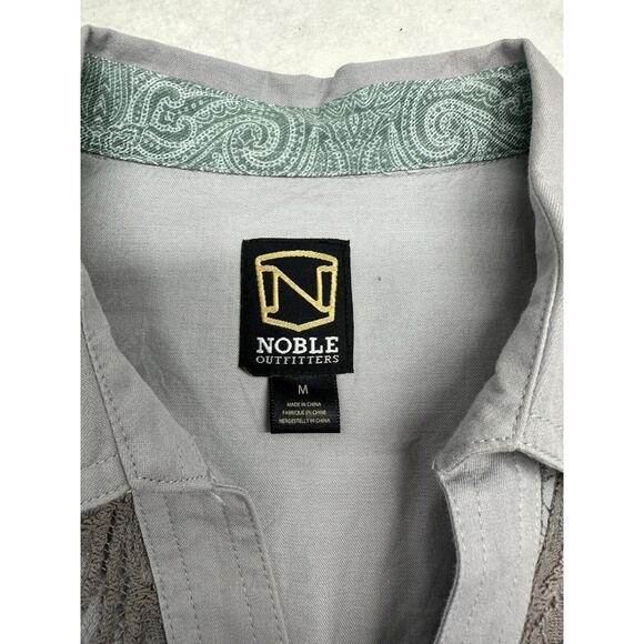 Noble Outfitters Shirt Womens‎ Medium Long Sleeve Button Up Gray Bluegrass Lace - Picture 2 of 10